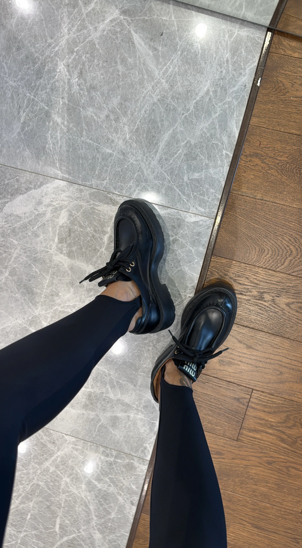 Stirrup Leggings od modala - crna boja