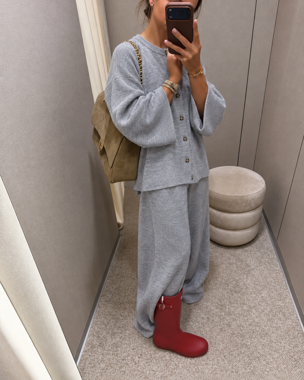 SOFT KNIT BUTTON SET – GREY