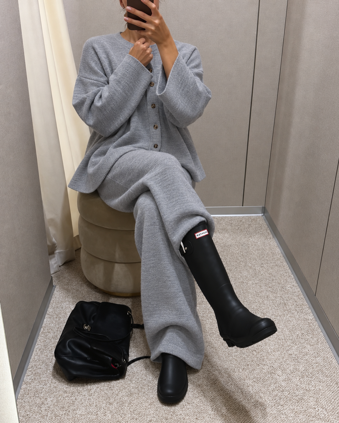 SOFT KNIT BUTTON SET – GREY