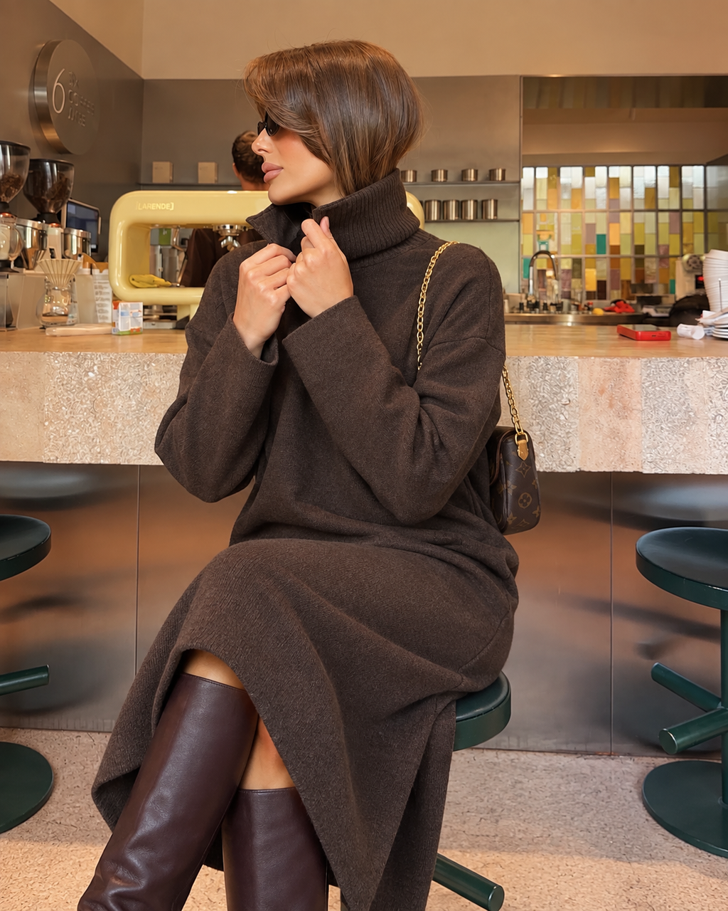 ESPRESSO ROLL NECK KNIT DRESS – BROWN