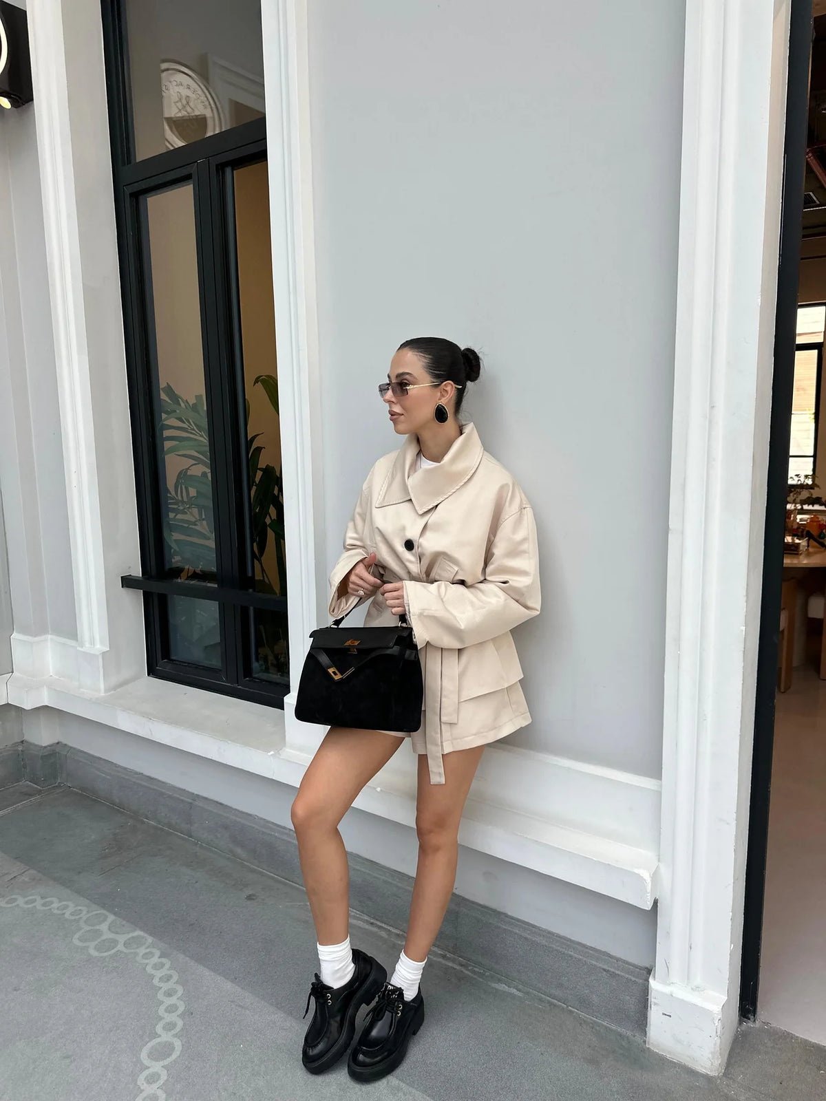 PREMIUM SET "SAND SAFARI" – TRENCH I ŠORTS – Fashion Hunter, pogled 1