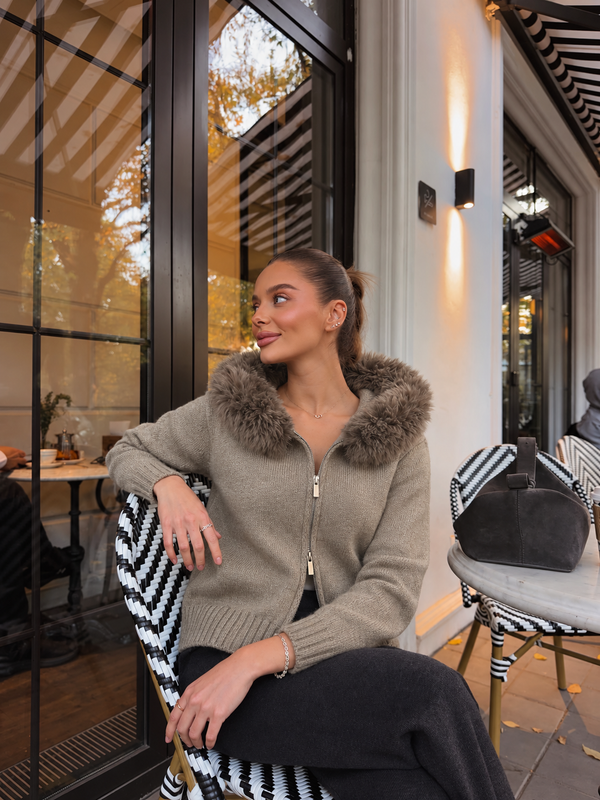 FUR HOOD KNIT KARDIGAN – BROWN