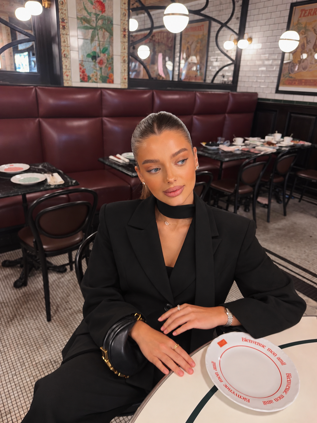 STRUKIRANI BLEJZER SA TRAKOM – BLACK – Fashion Hunter, pogled 4