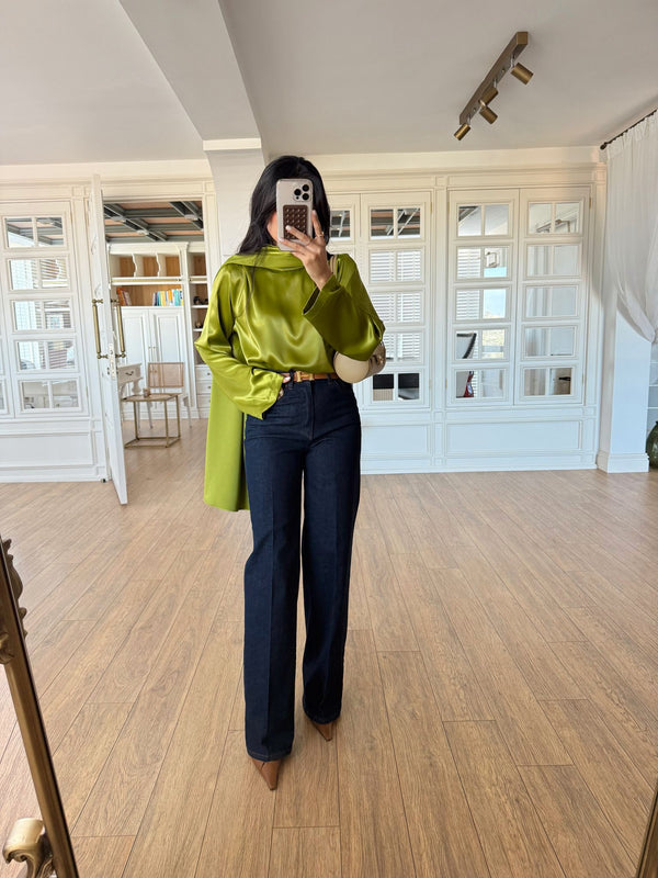 SATENSKA BLUZA SA INTEGRISANIM ŠALOM – LIME GREEN