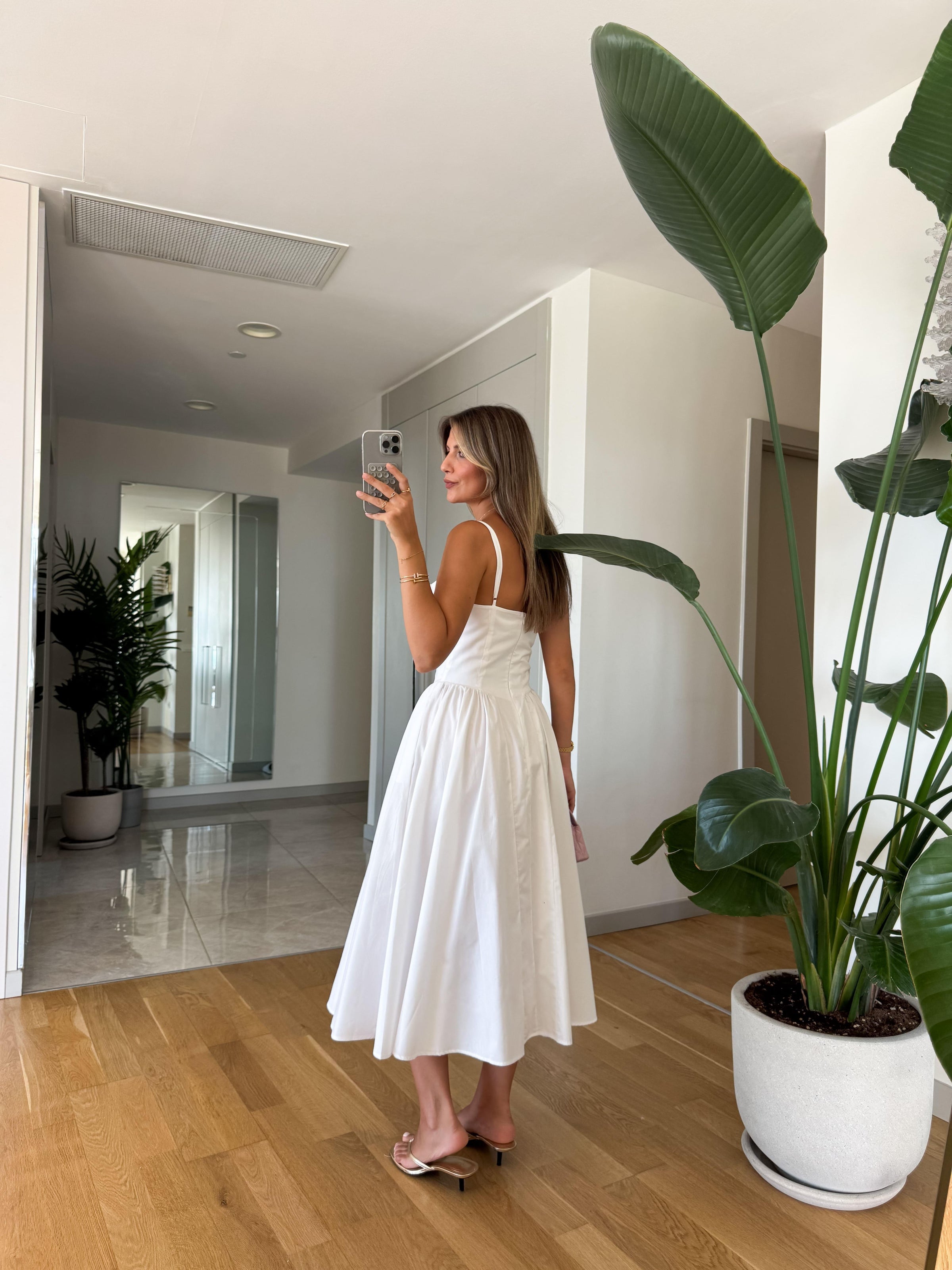 FELICITY PREMIUM HALJINA WHITE