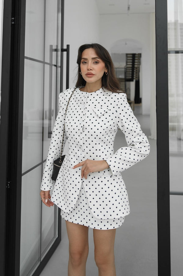 Komplet: strukirani sako i mini suknja