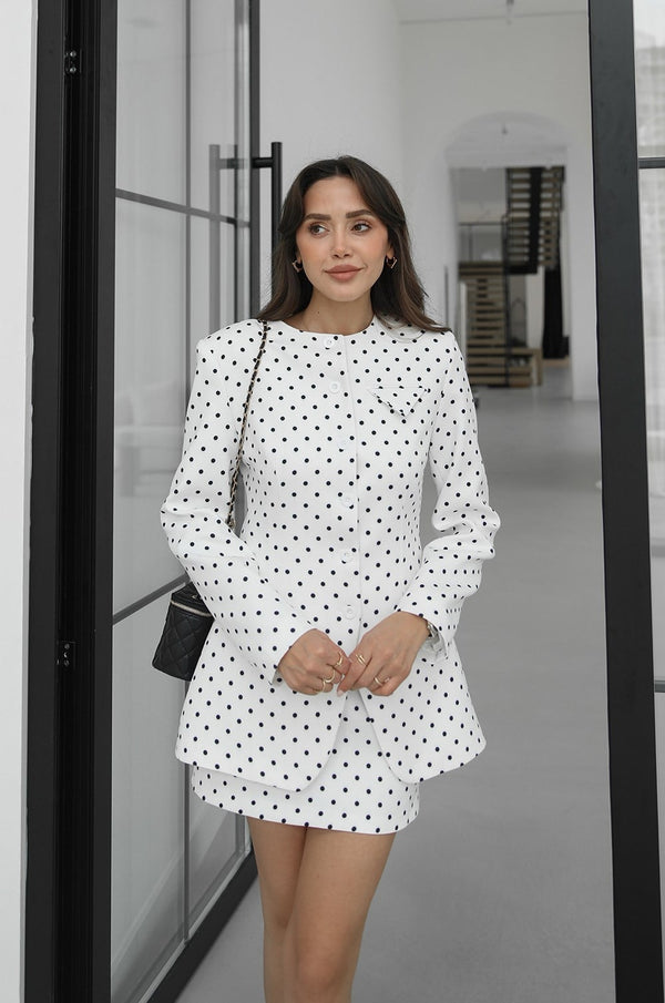 Komplet: strukirani sako i mini suknja