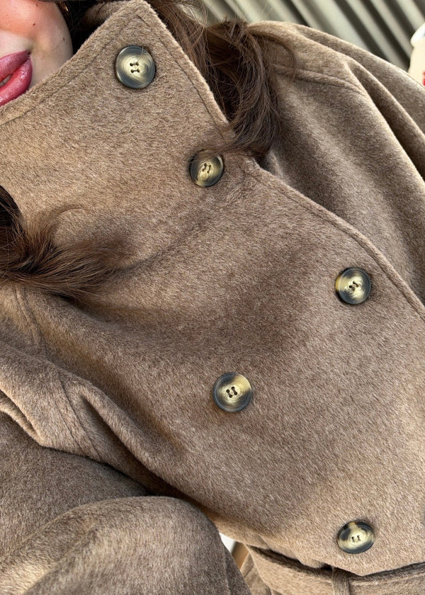 FH BRAND – BROWN WOOL SHORT COAT, fotografija 1