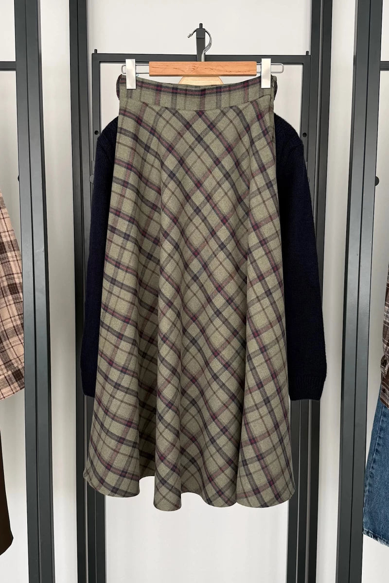 Highland Plaid Skirt – Fashion Hunter, pogled 4
