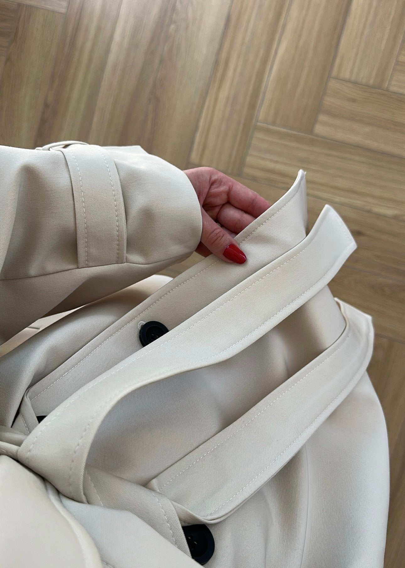 Trench coat – bezvremenski klasik u više boja