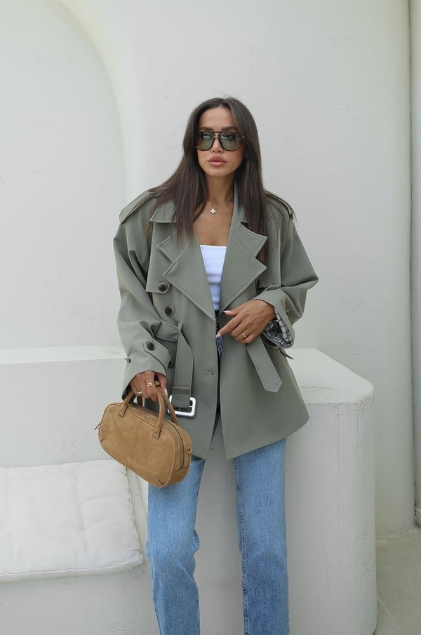 The Night Muse Trench sa kariranom postavom