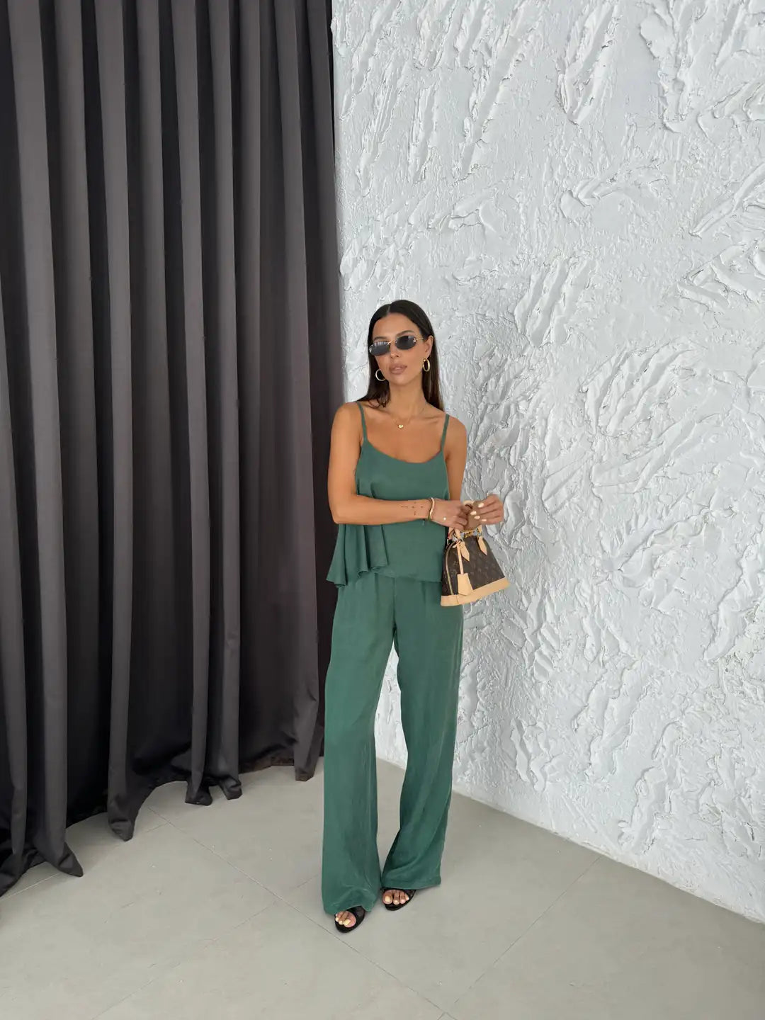 Elegance Linen Set – Maslinasto zeleni komplet