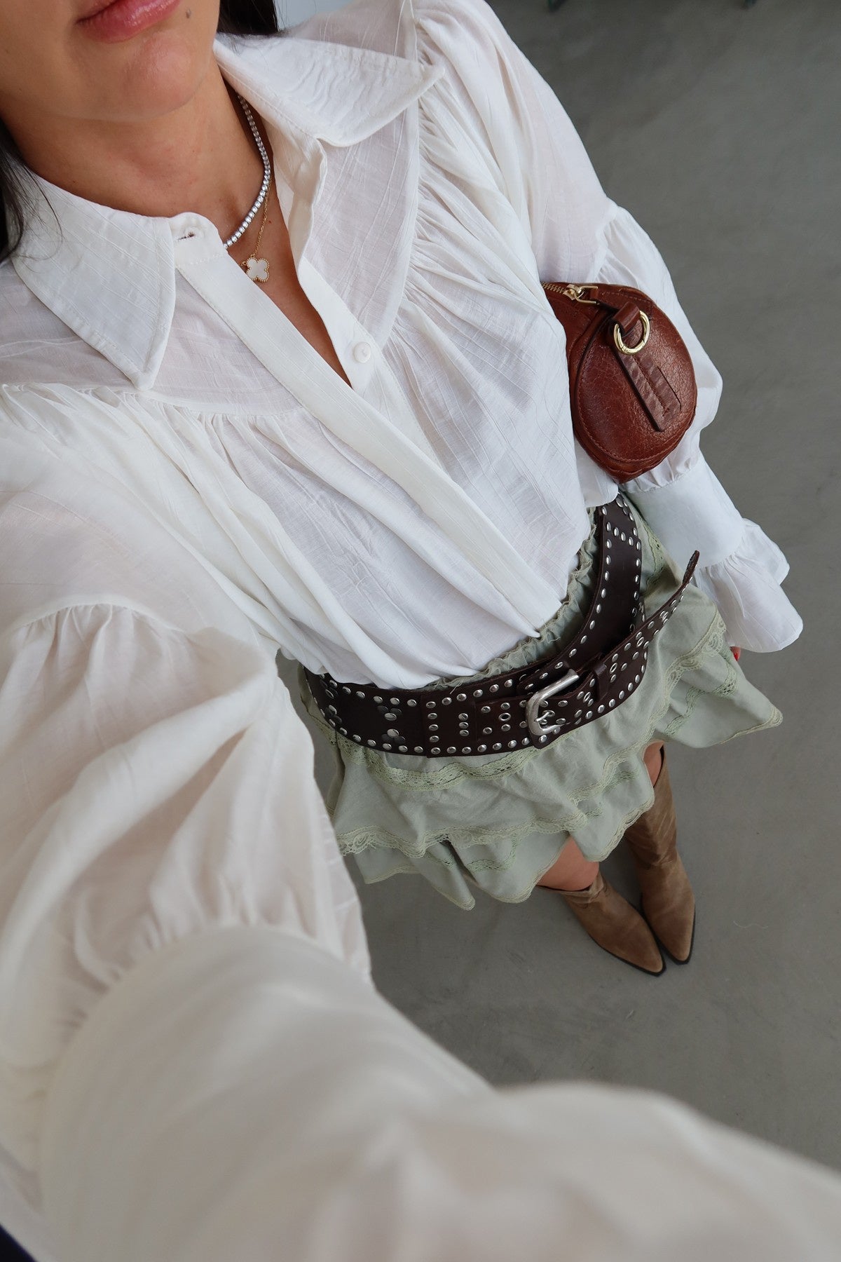 PREMIUM BLUZA SA VOLANIMA - tri boje