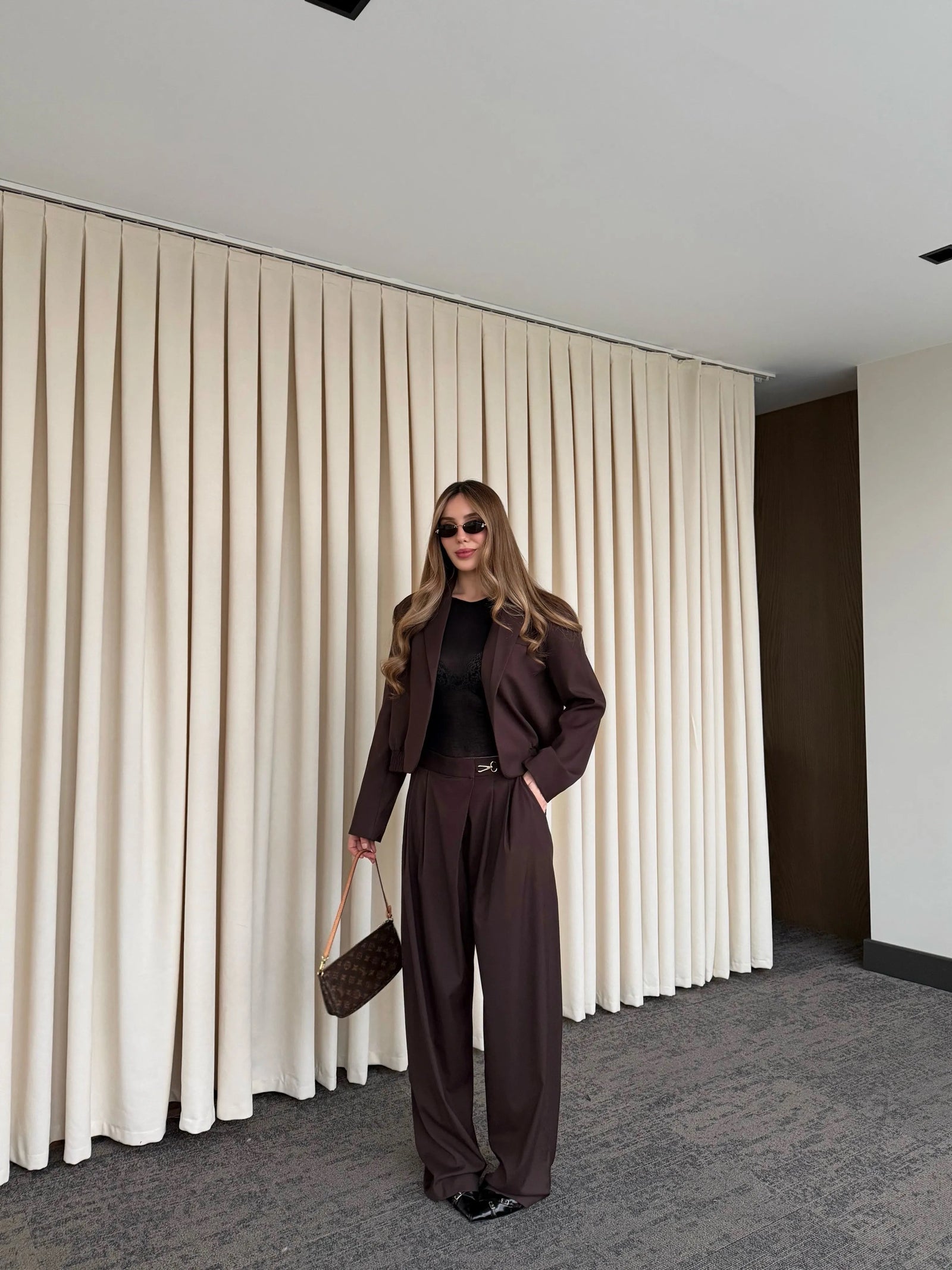 MOCHA PREMIUM TAILORED SET