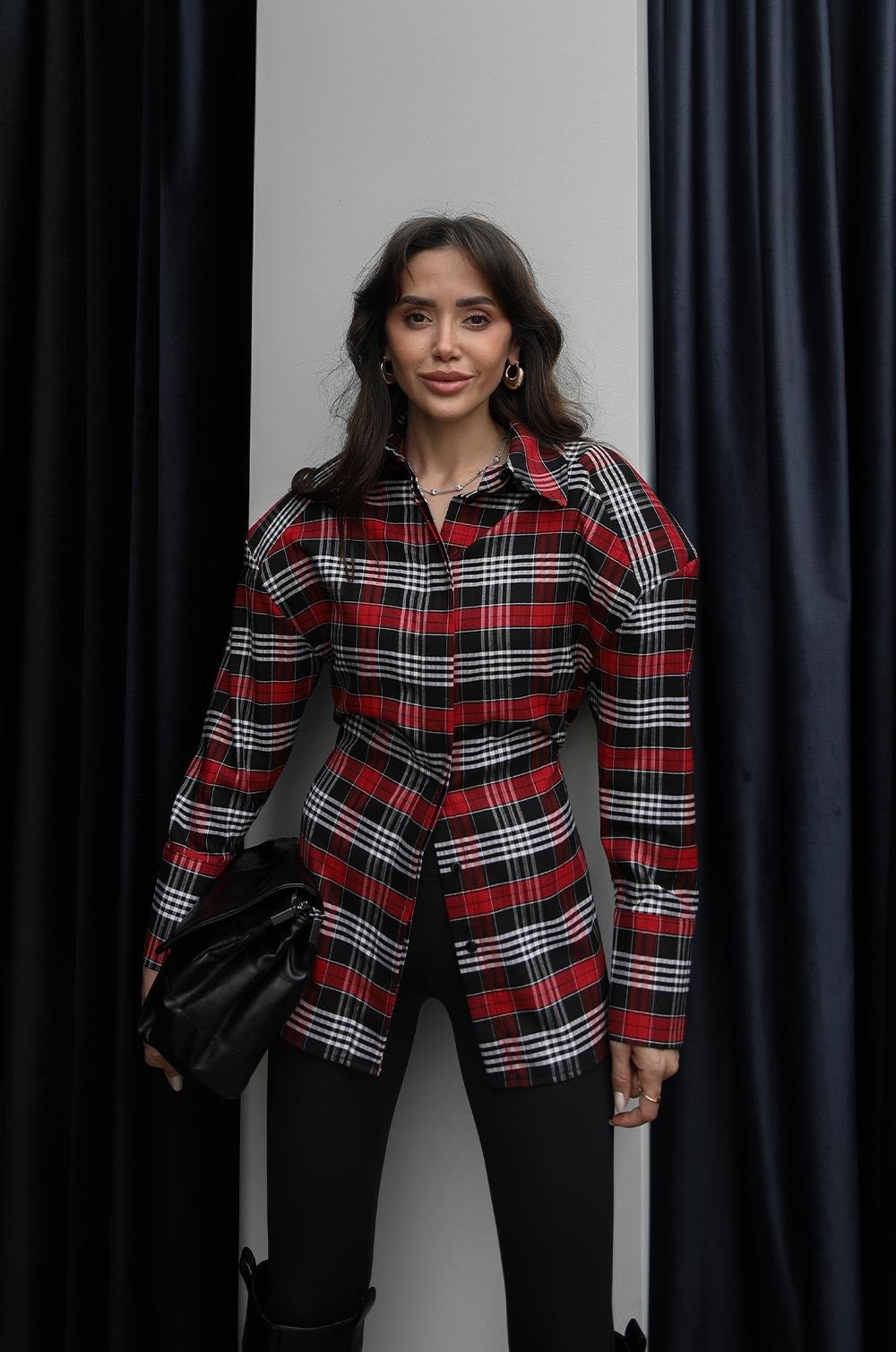 Shape Me strukirana košulja sa naramenicama