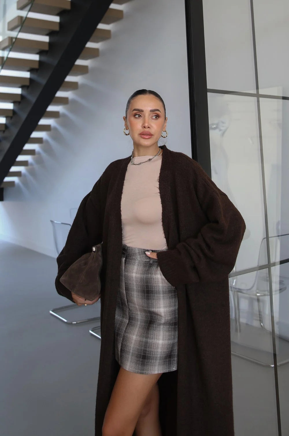 LUXE WOOL LONGLINE CARDIGAN – CHOCOLATE 5