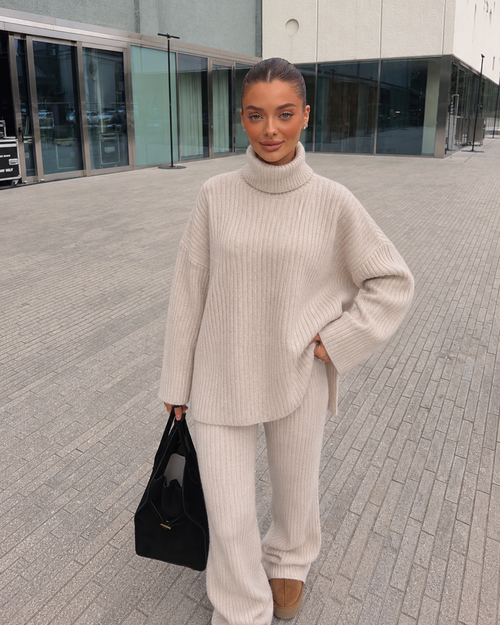 RIBBED KNIT LOUNGE SET - BEIGE