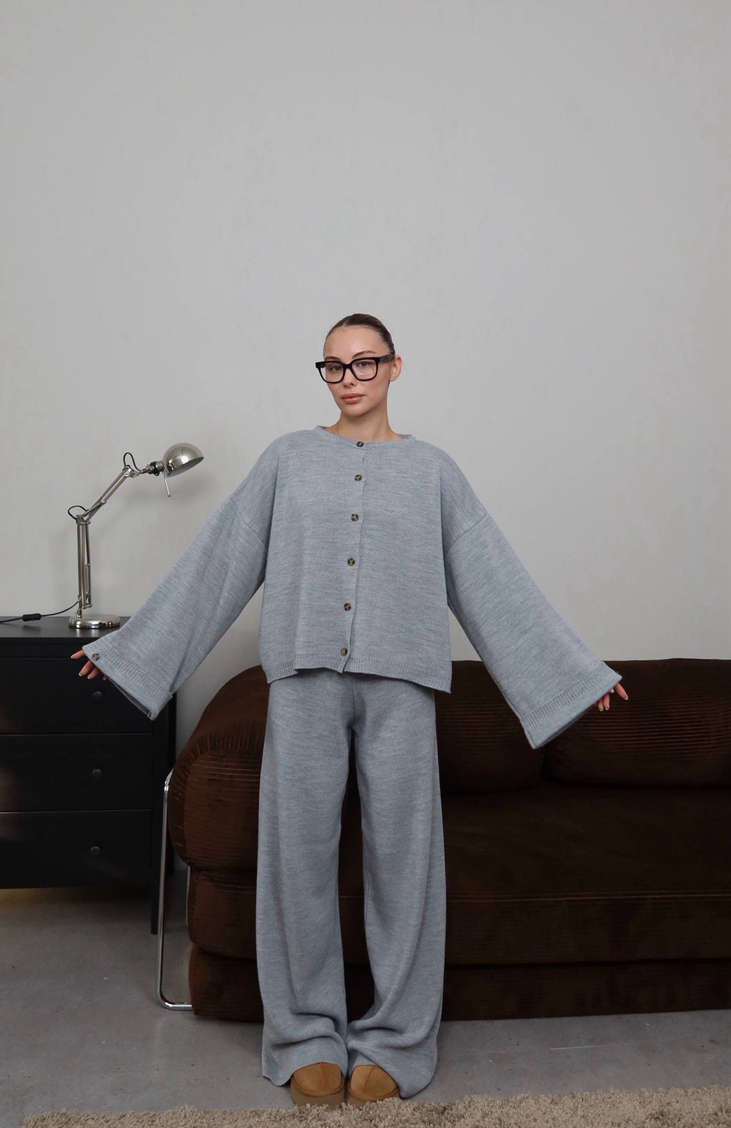SOFT KNIT BUTTON SET – GREY