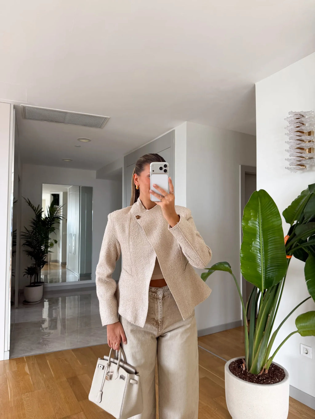 STRUCTURED TWEED BLAZER – Beige
