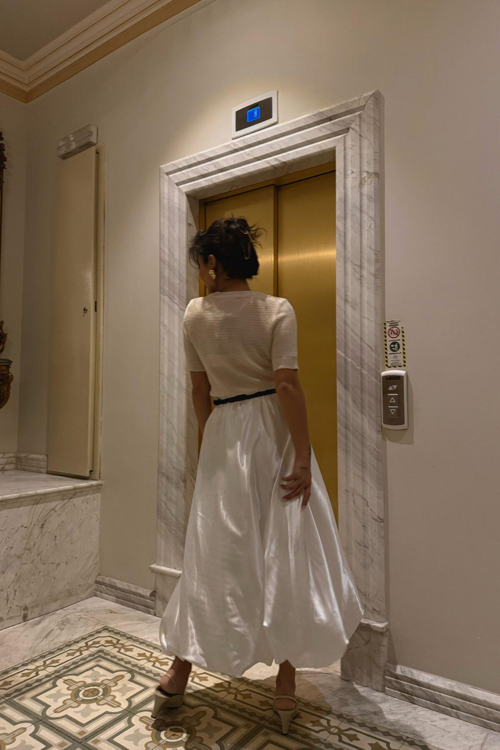 SATIN MIDI SKIRT