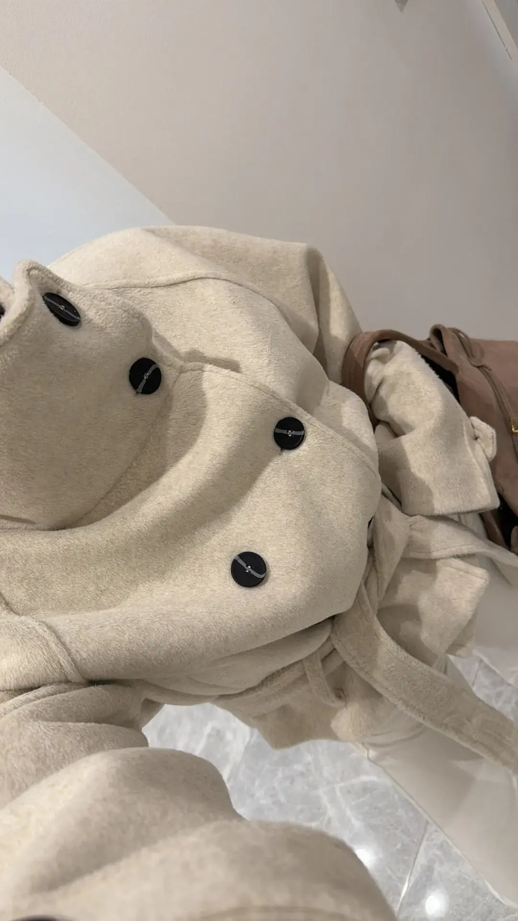 WOOL SHORT COAT/JACKET – BEŽ, detalj 2