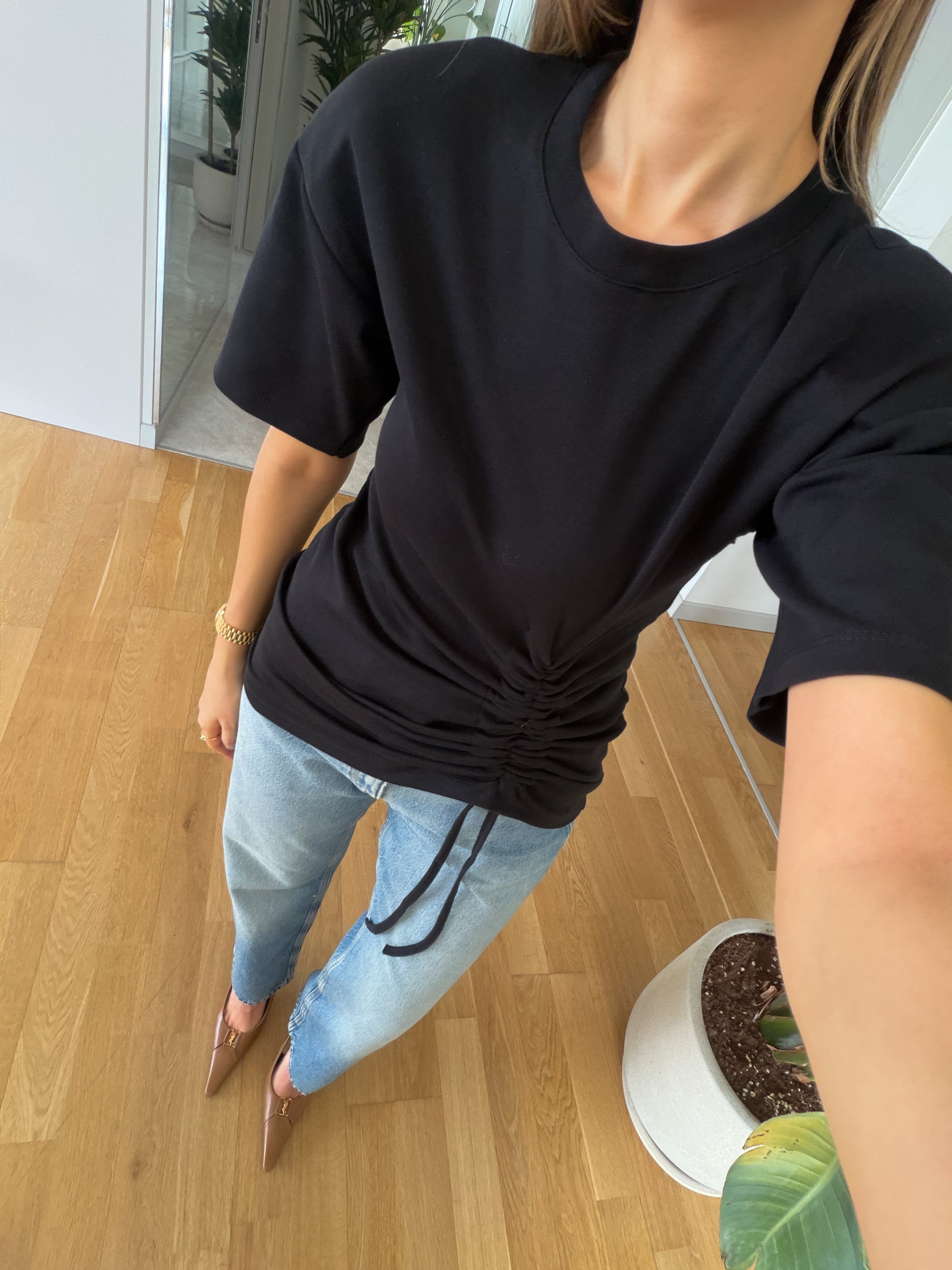 Raw Cut designer t-shirt sa naramenicama - više boja